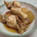 ふっくりん子's cooksnap of when they made すきやきのたれで！手羽元と大根煮.