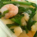 熊人すみこ's cooksnap of when they made エビ・にら・じゃがの塩炒め♡.