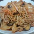 おぐママ♡'s cooksnap of when they made 茄子ともやしの入った豚キムチ.