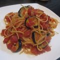 ♡kyoーko♡'s cooksnap of when they made 茄子とトマトのパスタ.