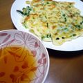 とーみママ's cooksnap of when they made もっちりうどんチヂミ❤麺つゆ添え.