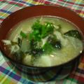 miffy77's cooksnap of when they made わかめ・鮭・きのこの具沢山味噌汁.