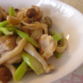 STAYGREEN's cooksnap of when they made 鶏としめじのマヨソース炒め.