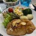アクア07's cooksnap of when they made 生姜焼きに飽きたら❤簡単ガリバタ豚ロース.