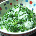 くまとシロ's cooksnap of when they made 春菊のしらすみぞれ和え.