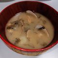 STimeBlues's cooksnap of when they made いつもあなたに あさりとわかめの味噌汁.