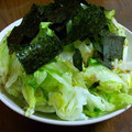 chippu's cooksnap of when they made レタスと海苔の簡単サラダ.