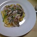 marie0311's cooksnap of when they made 簡単♪クリームパスタ.