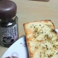 ロクシタンマニア's cooksnap of when they made マヨ七味トースト.