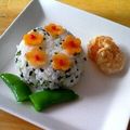 puniＫ's cooksnap of when they made キャラ弁♥型で抜くだけ簡単♥花おにぎり③.