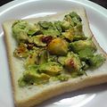 亜久里's cooksnap of when they made (ﾟ∀ﾟ)ﾉアボカドと桃屋ラー油のせパン.