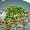 まりぃこ's cooksnap of when they made ミンチの卵とじ丼.