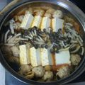 さやママ☆'s cooksnap of when they made 牡蠣と豚バラのチゲ鍋.