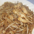 きらり流れ星's cooksnap of when they made 家計応援！！鶏皮で焼そば.