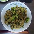 ミキトゥ's cooksnap of when they made くせになる～かぶ（大根）の葉のピラフ.