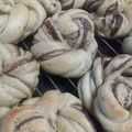 まめchan's cooksnap of when they made 緑茶ミルクロールパン.