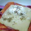 のじまさん's cooksnap of when they made ハムとチーズのピザトーストふぅ（＾ε＾）.