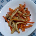 ＫＡＮＡ→Ｅ's cooksnap of when they made にんじんとエリンギのきんぴら！.