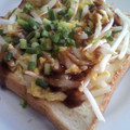 なおゆみい's cooksnap of when they made しゃきしゃきもやしと卵のお好みトースト.