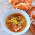のん♪♪のん's cooksnap of when they made 白菜とトマトのコンソメスープ.