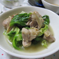 えみんちゅ＊'s cooksnap of when they made 旨い！鶏肉とレタスの簡単炒め.
