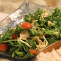 rakuen's cooksnap of when they made 春菊とマッシュルームのサラダ.