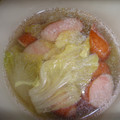 波乱万嬢's cooksnap of when they made 白菜とウィンナソーセージの中華スープ.