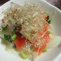 ＴＯＭＯＷＡＴ's cooksnap of when they made かぶとスモークサーモンの甘酢和え.