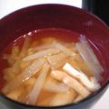 はつこたん's cooksnap of when they made 大根と油揚げのみそ汁.