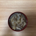 かおり♡♡♡'s cooksnap of when they made 揚げと舞茸と玉ねぎのお味噌汁.