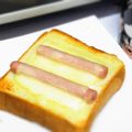 シュウちゃんのママ's cooksnap of when they made 簡単すぎてゴメン☆ウインナートースト.