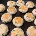 clover55's cooksnap of when they made 簡単♡はんぺんとカニカマのマヨチーズ焼き.