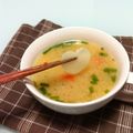 ＊とみこ＊'s cooksnap of when they made ☆いつもの味噌汁に余った餃子の皮☆.