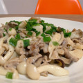 summergras's cooksnap of when they made 豚とキノコのポン酢ゆず胡椒炒め.