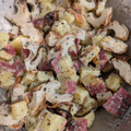 0516suzuno's cooksnap of when they made さつまいもとちくわの塩昆布梅マヨサラダ.