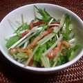 にゅあ's cooksnap of when they made 簡単☆水菜とベーコンのサラダ.