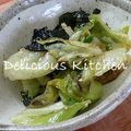 さとみんみん★'s cooksnap of when they made 超簡単！レタスの韓国海苔炒め.