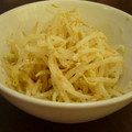 くまのブーフ's cooksnap of when they made あと1品！もやしの☆味噌・マヨ和え☆.
