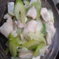 ちょちょいまちょい's cooksnap of when they made セロリと鶏肉のさっぱり塩炒め.