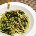 にゃんた１０４'s cooksnap of when they made いかとほうれん草のほんのり和風パスタ.