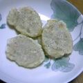 藍の色's cooksnap of when they made 手づかみ離乳食♪お麩のもっちり焼き.