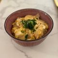 komugiko4's cooksnap of when they made お手頃満足♪玉ねぎと薄揚げ・豆腐の卵丼.