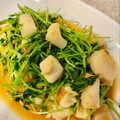 けちのしん's cooksnap of when they made イカと豆苗の中華炒め.