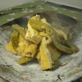 大魔女's cooksnap of when they made 山くらげと揚げの胡麻煮.