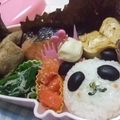 ゆーあちん's cooksnap of when they made 黒豆で簡単♪パンダおにぎり☆キャラ弁☆.