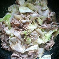 oBsession's cooksnap of when they made 豚肉とキャベツの中華炒め.