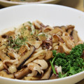 kikikko's cooksnap of when they made いかとエリンギのにんにくバター炒め☆.