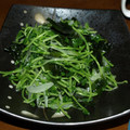 こん２'s cooksnap of when they made 豆苗とじゃこわかめのお浸し.