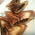 あやこ６１'s cooksnap of when they made 残りカレーでしっとりトースト☆.