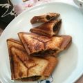 あやこ６１'s cooksnap of when they made カレーがあまったら･･･トロうまトースト.